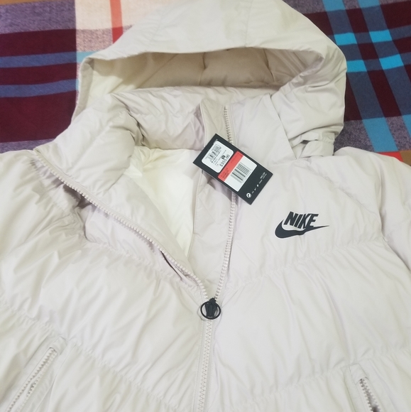 NIKE WOMEN PARKA - Picture 2 of 2